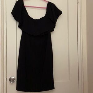 NWT DO+BE off shoulder dress with open back size:M